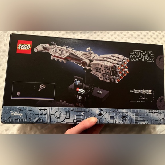 LEGO Star Wars Tantive IV (Retired) - Picture 4 of 4